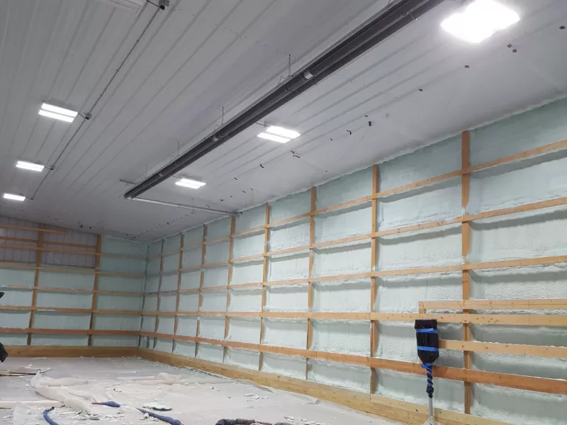 pole barn spray foam installation pole barn spray foam installation